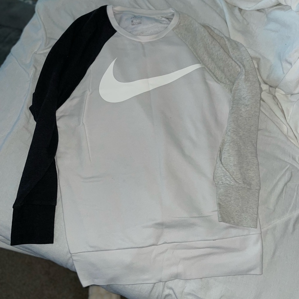 Nike sweater